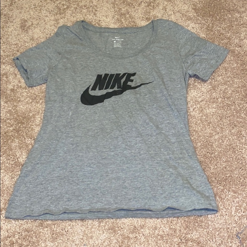 3/$20 Shirts and Crops Nike Shirt